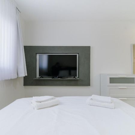 Olala Desert Shades Apartments Neve Zohar Εξωτερικό φωτογραφία
