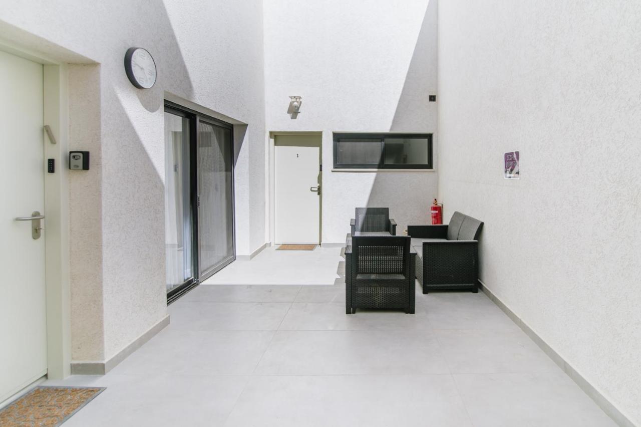 Olala Desert Shades Apartments Neve Zohar Εξωτερικό φωτογραφία
