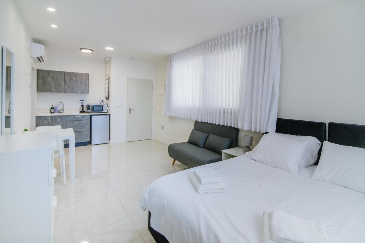 Olala Desert Shades Apartments Neve Zohar Εξωτερικό φωτογραφία