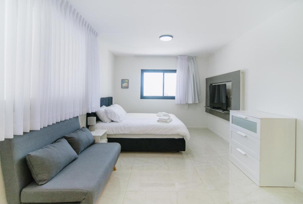 Olala Desert Shades Apartments Neve Zohar Εξωτερικό φωτογραφία
