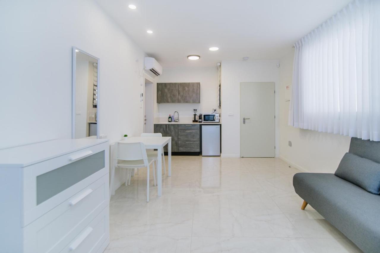 Olala Desert Shades Apartments Neve Zohar Εξωτερικό φωτογραφία