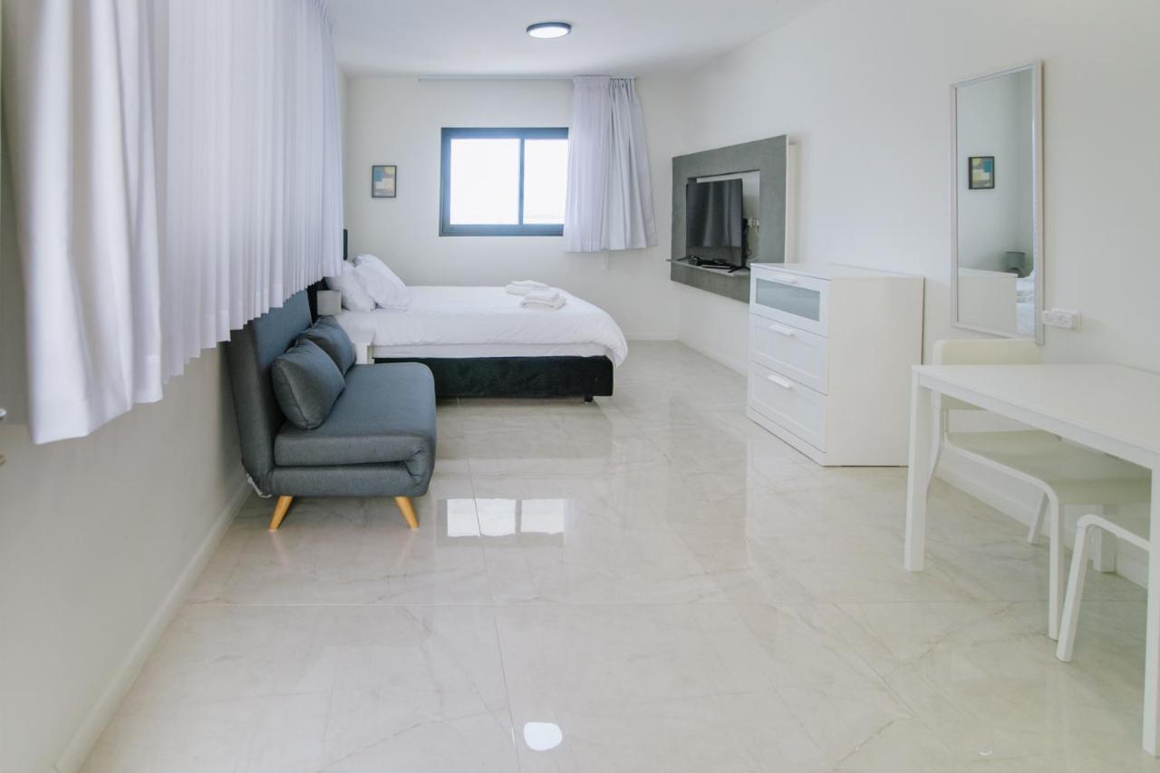 Olala Desert Shades Apartments Neve Zohar Εξωτερικό φωτογραφία